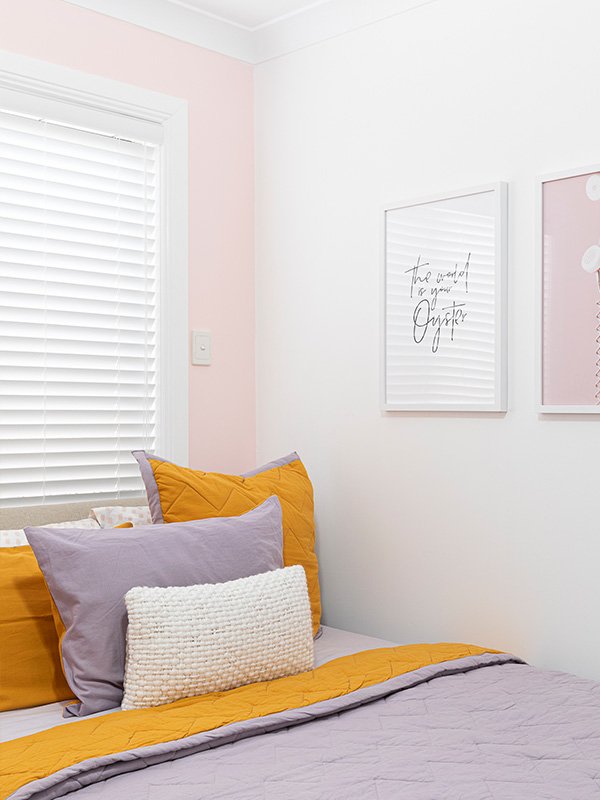 White Timber-look Venetian Blind