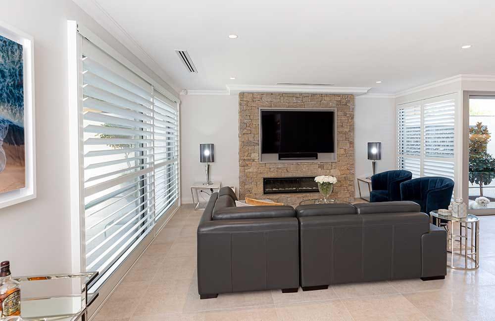 Top 4 reasons to choose plantation shutters for sliding doors