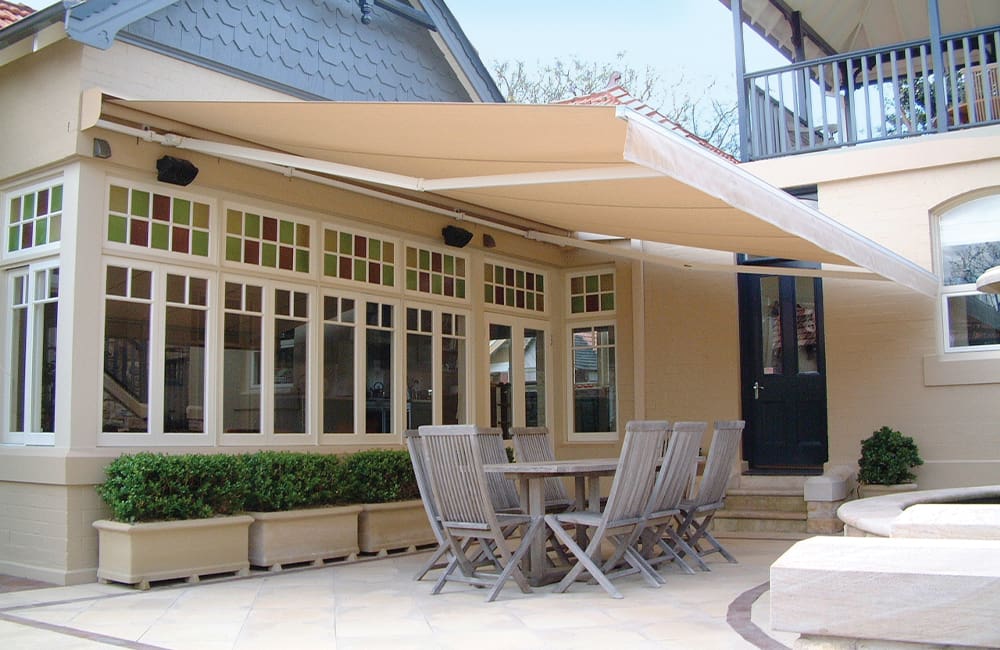 Retractable awnings