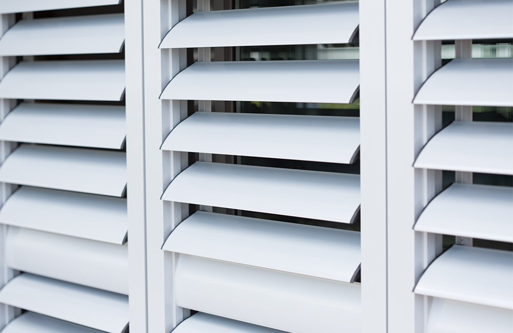 Aluminium plantation shutters