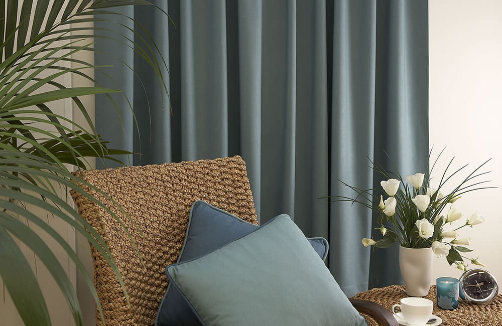 Trending: Velvet Curtains